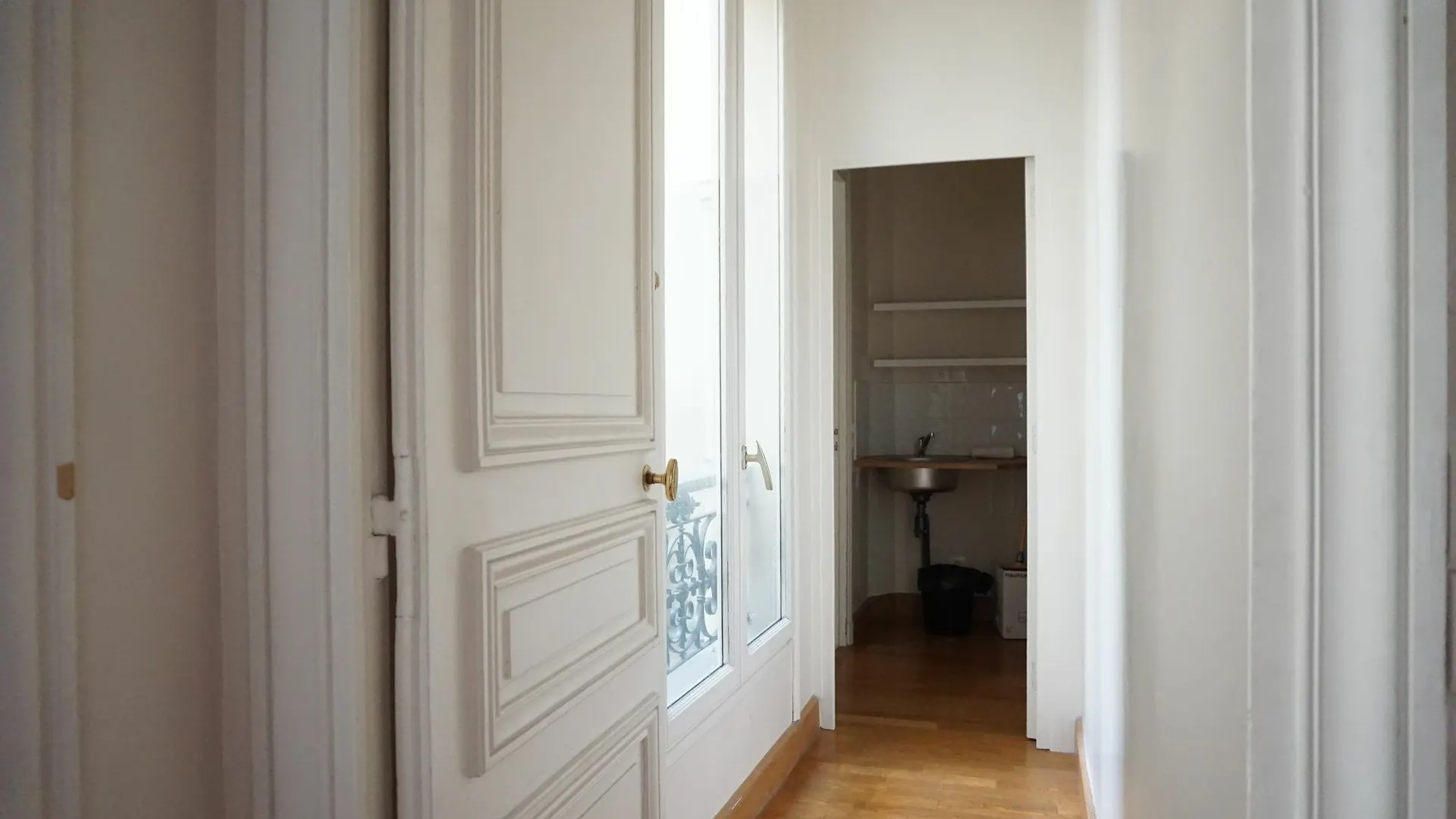 Place Des Etats Unis-5 Pieces-130 M² -Paris 16 Fransa