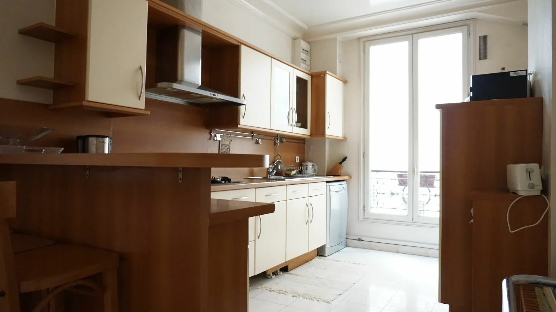 Place Des Etats Unis-5 Pieces-130 M² -Paris 16 Paris